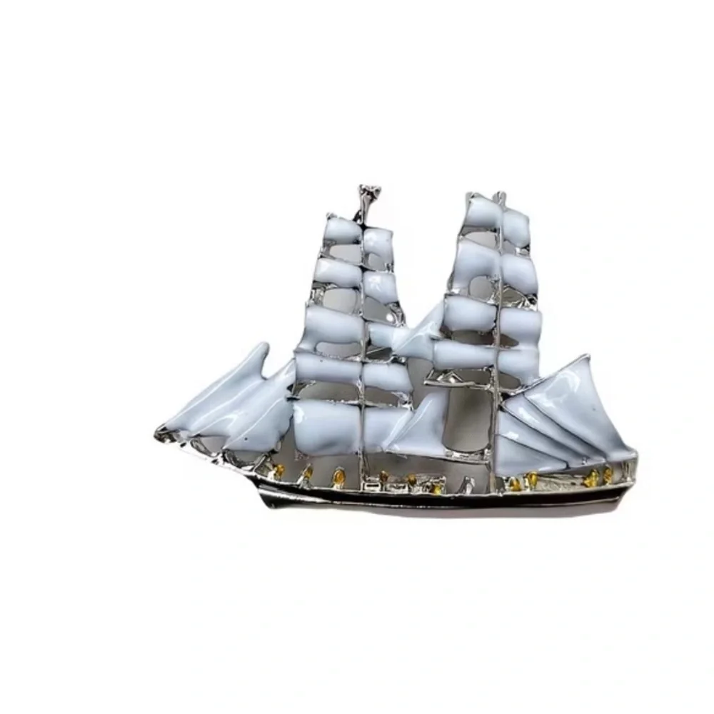 Vintage-Inspired Silver-Tone Nautical Clipper Ship Brooch
